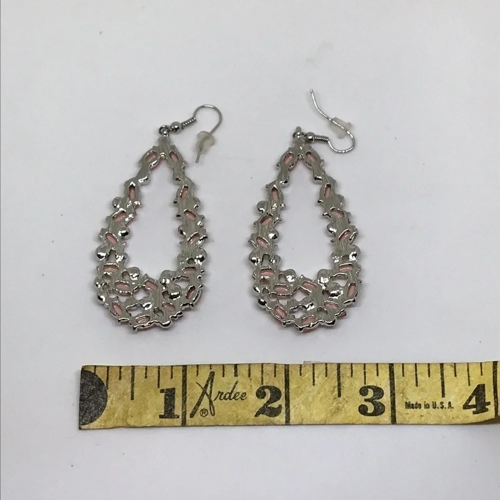 SPARKLE EARRINGS ✨✨✨ - Picture 3 of 3